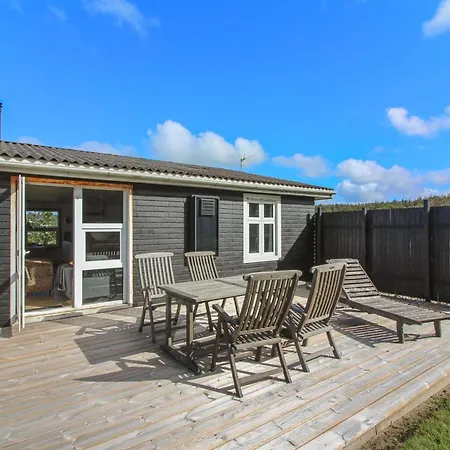 Nariman - 650m From The Sea By Interhome بيت للعطل *